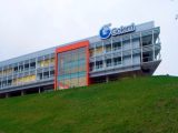 vista exterior diurna de las instalaciones de goierri eskola